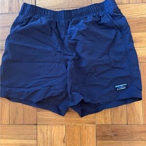 L.L. Bean - Men’s Classis Supplex Short - Medium